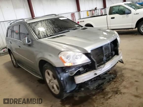 ✅ 2012 Mercedes-Benz GL 450 • VIN: 4JGBF7BE5CA762209 • Lot: 71901375. Wystawiony na Copart z przebiegiem 119 641 mil. Bezpłatny archiwum sprzedaży aukcyjnych z USA i szczegółowy raport historii pojazdu na DreamBid. Zdjęcie 15.
