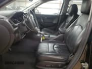 ✅ 2016 GMC Acadia SLT • VIN: 1GKKVRKD5GJ127902 • Lot: 90931145. Wystawiony na Copart z przebiegiem 105 555 mil. Bezpłatny archiwum sprzedaży aukcyjnych z USA i szczegółowy raport historii pojazdu na DreamBid. Zdjęcie 7.