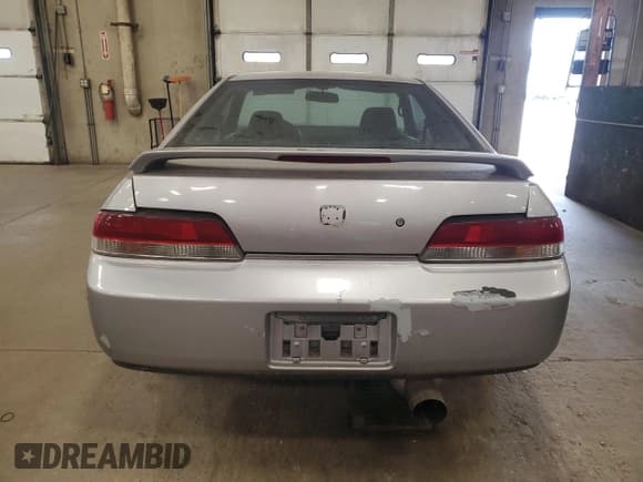 ✅ 1998 Honda Prelude SH • VIN: JHMBB6158WC008370 • Lot: 55698445. Listed on Copart with 162,075 mi. Free auction sales archive from the USA and detailed vehicle history report at DreamBid. Image 6.