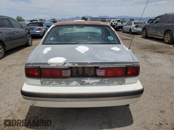 ✅ 1994 Buick LeSabre Custom • VIN: 1G4HP52L9RH540718 • Lot: 60149734. Wystawiony na Copart z przebiegiem 255 615 mil. Bezpłatny archiwum sprzedaży aukcyjnych z USA i szczegółowy raport historii pojazdu na DreamBid. Zdjęcie 6.