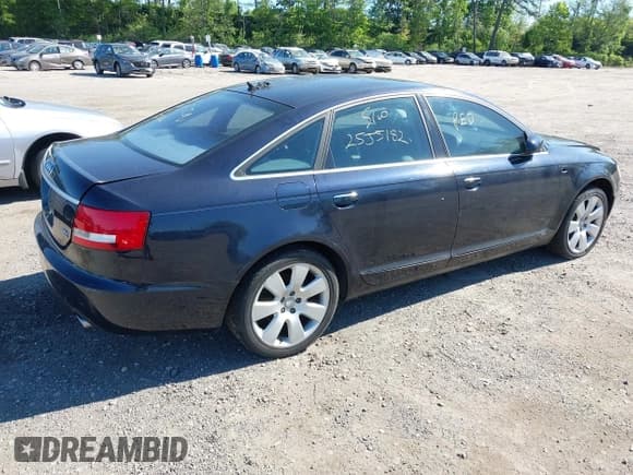 ✅ 2005 Audi A6 • VIN: WAUDG74F85N093345 • Лот: 42305290. Опубликован ранее на IAAI с пробегом Не указан. Бесплатный доступ к архиву аукционных продаж из США и подробный отчёт об истории автомобиля на DreamBid. Изображение 4.