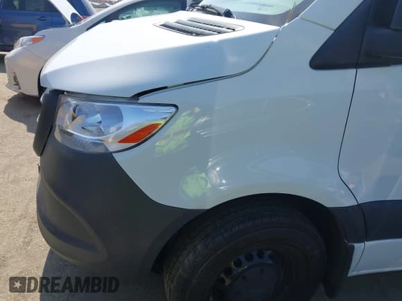 ✅ 2024 Mercedes-Benz Sprinter • VIN: W1Y4NBHY5RT175229 • Лот: 42443472. Опубликован ранее на IAAI с пробегом 25 019 миль. Бесплатный доступ к архиву аукционных продаж из США и подробный отчёт об истории автомобиля на DreamBid. Изображение 18.