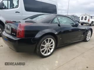 ✅ 2006 Cadillac XLR • VIN: 1G6YX36D465603297 • Lot: 74231644. Wystawiony na Copart z przebiegiem Nie podano. Bezpłatny archiwum sprzedaży aukcyjnych z USA i szczegółowy raport historii pojazdu na DreamBid. Zdjęcie 3.