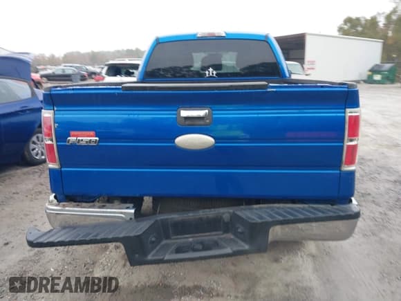 ✅ 2011 Ford F-150 XL • VIN: 1FTFX1CT9BFA91495 • Лот: 40992290. Опубликован ранее на IAAI с пробегом 237 133 миль. Бесплатный доступ к архиву аукционных продаж из США и подробный отчёт об истории автомобиля на DreamBid. Изображение 17.