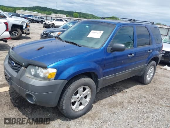 ✅ 2007 Ford Escape XLT • VIN: 1FMYU03187KA98944 • Lot: 42539157. Listed on IAAI with 133,259 mi. Free auction sales archive from the USA and detailed vehicle history report at DreamBid. Image 15.