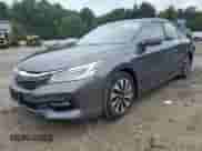 2017 Honda Accord Touring z VIN JHMCR6F79HC012277, wystawiony jako Copart lot #80881935 z przebiegiem 104 900 mil mil oraz Szkoda całkowita • Salvage title. Historia ofert i sprzedaży dostępna na DreamBid. Obrazek 1.