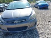 ✅ 2017 Hyundai Accent SE • VIN: KMHCT5AE6HU338756 • Lot: 42982023. Wystawiony na IAAI z przebiegiem 100 556 mil. Bezpłatny archiwum sprzedaży aukcyjnych z USA i szczegółowy raport historii pojazdu na DreamBid. Zdjęcie 12.