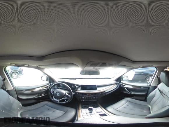 ✅ 2015 BMW X5 sDrive35i • VIN: 5UXKR2C59F0H40321 • Лот: 43205815. Опубликован ранее на IAAI с пробегом 152 103 миль. Бесплатный доступ к архиву аукционных продаж из США и подробный отчёт об истории автомобиля на DreamBid. Изображение 19.