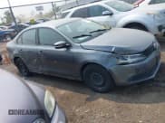 ✅ 2011 Volkswagen Jetta SE • VIN: 3VWDZ7AJ6BM346235 • Lot: 42399702. Listed on IAAI with 142,554 mi. Free auction sales archive from the USA and detailed vehicle history report at DreamBid. Image 13.