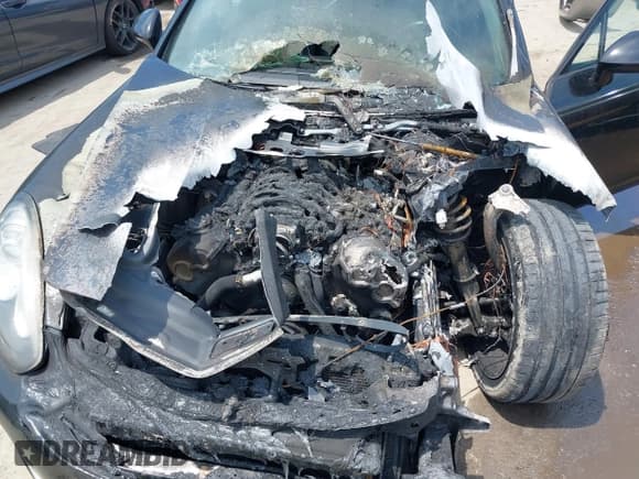 ✅ 2016 Porsche Panamera 4 • VIN: WP0AA2A75GL006121 • Лот: 42471694. Опубликован ранее на IAAI с пробегом 22 143 миль. Бесплатный доступ к архиву аукционных продаж из США и подробный отчёт об истории автомобиля на DreamBid. Изображение 10.