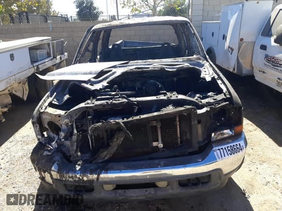 ✅ 2001 Ford F-350 XL • VIN: 1FTSW30F41ED70935 • Lot: 77158664. Listed on Copart with Not provided. Free auction sales archive from the USA and detailed vehicle history report at DreamBid. Image 5.