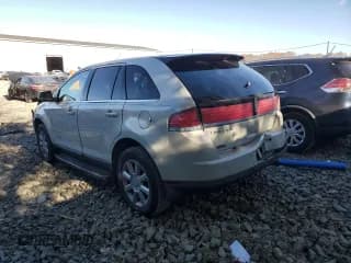 ✅ 2007 Lincoln MKX • VIN: 2LMDU88C87BJ08829 • Лот: 91203535. Опубликован ранее на Copart с пробегом Не указан. Бесплатный доступ к архиву аукционных продаж из США и подробный отчёт об истории автомобиля на DreamBid. Изображение 2.