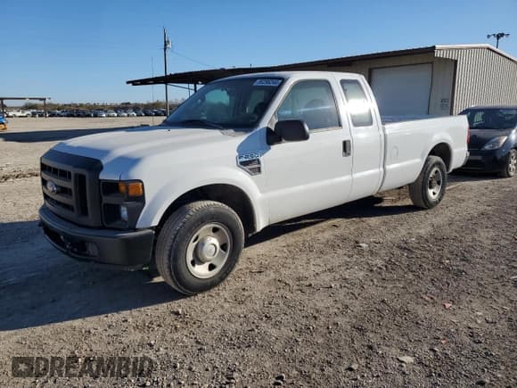 ✅ 2010 Ford F-250 • VIN: 1FTSX2AR4AEA19958 • Lot: 86296244. Listed on Copart with 122,349 mi. Free auction sales archive from the USA and detailed vehicle history report at DreamBid. Image 1.
