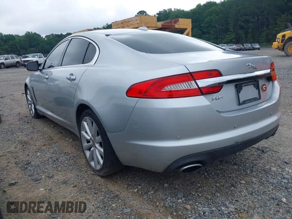 ✅ 2012 Jaguar XF • VIN: SAJWA0FB6CLS28170 • Лот: 42368580. Опубликован ранее на IAAI с пробегом 117 094 миль. Бесплатный доступ к архиву аукционных продаж из США и подробный отчёт об истории автомобиля на DreamBid. Изображение 3.
