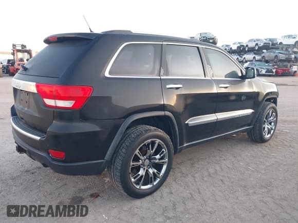 ✅ 2012 Jeep Grand Cherokee Overland • VIN: 1C4RJFCT1CC153812 • Лот: 43252092. Опубликован ранее на IAAI с пробегом 157 194 миль. Бесплатный доступ к архиву аукционных продаж из США и подробный отчёт об истории автомобиля на DreamBid. Изображение 4.