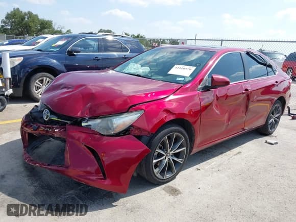 ✅ 2016 Toyota Camry XLE • VIN: 4T1BF1FK8GU560417 • Лот: 42410570. Опубликован ранее на IAAI с пробегом 93 695 миль. Бесплатный доступ к архиву аукционных продаж из США и подробный отчёт об истории автомобиля на DreamBid. Изображение 2.