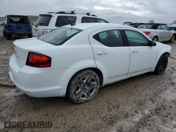 ✅ 2012 Dodge Avenger SE • VIN: 1C3CDZAB8CN235571 • Лот: 67160124. Опубликован ранее на Copart с пробегом 299 584 миль. Бесплатный доступ к архиву аукционных продаж из США и подробный отчёт об истории автомобиля на DreamBid. Изображение 3.