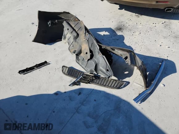 ✅ 2010 Toyota Venza • VIN: 4T3ZK3BB3AU033105 • Lot: 87234695. Listed on Copart with 137,396 mi. Free auction sales archive from the USA and detailed vehicle history report at DreamBid. Image 13.