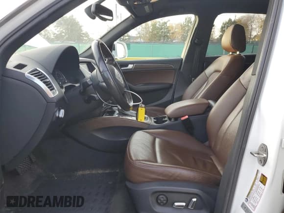 ✅ 2014 Audi Q5 Premium Plus • VIN: WA1LFAFP8EA093108 • Лот: 91131075. Опубликован ранее на Copart с пробегом 147 663 миль. Бесплатный доступ к архиву аукционных продаж из США и подробный отчёт об истории автомобиля на DreamBid. Изображение 7.