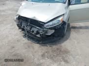 ✅ 2018 Ford Focus SE • VIN: 1FADP3FE2JL311761 • Lot: 42599206. Listed on IAAI with 71,655 mi. Free auction sales archive from the USA and detailed vehicle history report at DreamBid. Image 6.