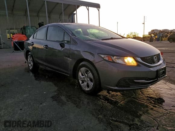 ✅ 2014 Honda Civic LX • VIN: 19XFB2F56EE032369 • Лот: 94227415. Опубликован ранее на Copart с пробегом 130 928 миль. Бесплатный доступ к архиву аукционных продаж из США и подробный отчёт об истории автомобиля на DreamBid. Изображение 4.