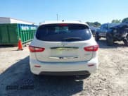 ✅ 2013 Infiniti JX35 • VIN: 5N1AL0MN1DC335978 • Lot: 43083474. Wystawiony na IAAI z przebiegiem 199 159 mil. Bezpłatny archiwum sprzedaży aukcyjnych z USA i szczegółowy raport historii pojazdu na DreamBid. Zdjęcie 17.