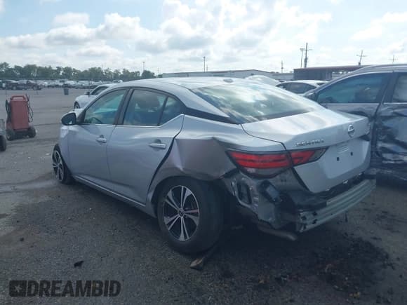 ✅ 2020 Nissan Sentra SV • VIN: 3N1AB8CV6LY236699 • Lot: 43391890. Wystawiony na IAAI z przebiegiem 80 186 mil. Bezpłatny archiwum sprzedaży aukcyjnych z USA i szczegółowy raport historii pojazdu na DreamBid. Zdjęcie 3.