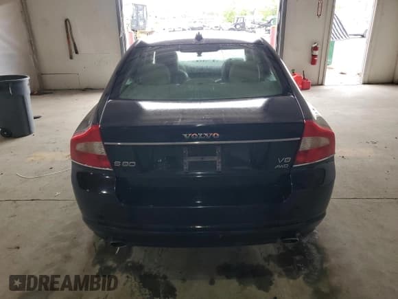 ✅ 2008 Volvo S80 V8 • VIN: YV1AH852081061872 • Лот: 54354895. Опубликован ранее на Copart с пробегом Не указан. Бесплатный доступ к архиву аукционных продаж из США и подробный отчёт об истории автомобиля на DreamBid. Изображение 6.