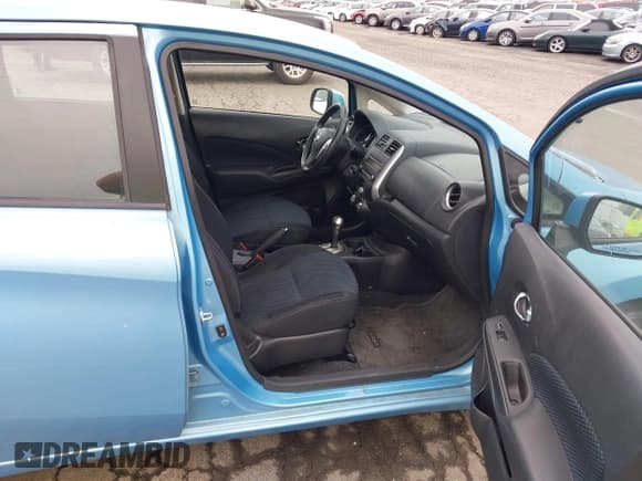 ✅ 2014 Nissan Note S • VIN: 3N1CE2CPXEL377855 • Lot: 43722153. Wystawiony na IAAI z przebiegiem 82 825 mil. Bezpłatny archiwum sprzedaży aukcyjnych z USA i szczegółowy raport historii pojazdu na DreamBid. Zdjęcie 5.