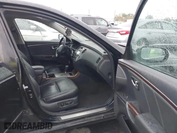 ✅ 2009 Hyundai Azera Limited • VIN: KMHFC46F69A342687 • Лот: 43541016. Опубликован ранее на IAAI с пробегом 163 425 миль. Бесплатный доступ к архиву аукционных продаж из США и подробный отчёт об истории автомобиля на DreamBid. Изображение 5.