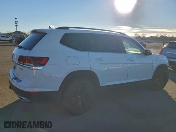 ✅ 2023 Volkswagen Atlas SE • VIN: 1V2KR2CA5PC532382 • Lot: 92642075. Wystawiony na Copart z przebiegiem 27 313 mil. Bezpłatny archiwum sprzedaży aukcyjnych z USA i szczegółowy raport historii pojazdu na DreamBid. Zdjęcie 3.