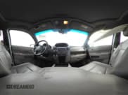 ✅ 2015 Honda Pilot EX-L • VIN: 5FNYF3H51FB031948 • Lot: 43634357. Listed on IAAI with 150,807 mi. Free auction sales archive from the USA and detailed vehicle history report at DreamBid. Image 18.