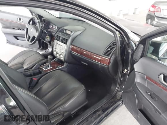 ✅ 2012 Mitsubishi Galant ES • VIN: 4A32B3FF7CE020167 • Lot: 42926743. Listed on IAAI with 133,126 mi. Free auction sales archive from the USA and detailed vehicle history report at DreamBid. Image 5.