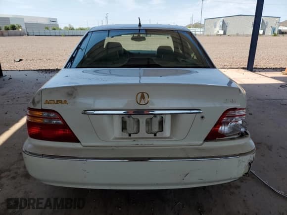 ✅ 2002 Acura RL • VIN: JH4KA96692C001041 • Lot: 69428335. Wystawiony na Copart z przebiegiem 224 226 mil. Bezpłatny archiwum sprzedaży aukcyjnych z USA i szczegółowy raport historii pojazdu na DreamBid. Zdjęcie 6.