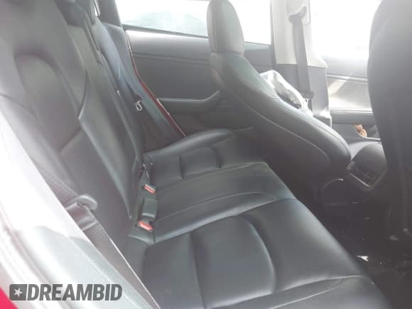 ✅ 2020 Tesla Model 3 Long Range • VIN: 5YJ3E1EBXLF783073 • Лот: 43381480. Опубликован ранее на IAAI с пробегом 164 541 миль. Бесплатный доступ к архиву аукционных продаж из США и подробный отчёт об истории автомобиля на DreamBid. Изображение 8.