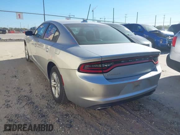 2023 Dodge Charger SXT z VIN 2C3CDXBG9PH690801, wystawiony jako IAAI lot #43584697 z przebiegiem 46 293 mil mil oraz . Historia ofert i sprzedaży dostępna na DreamBid. Obrazek 3.