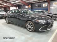✅ 2021 Lexus ES 300h • VIN: 58ADA1C11MU012816 • Lot: 92786685. Wystawiony na Copart z przebiegiem 195 359 mil. Bezpłatny archiwum sprzedaży aukcyjnych z USA i szczegółowy raport historii pojazdu na DreamBid. Zdjęcie 4.