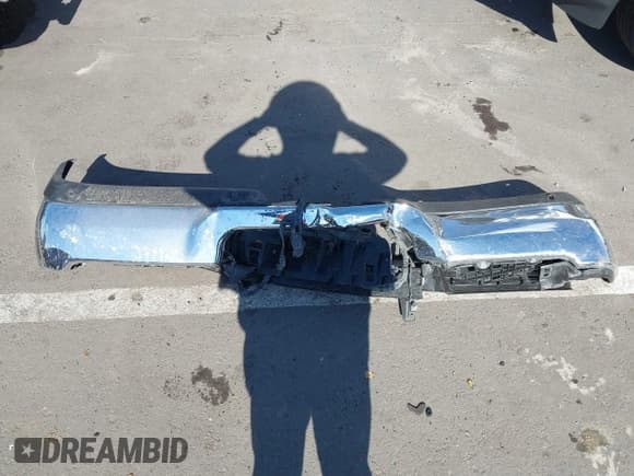 ✅ 2021 Ram 2500 Big Horn • VIN: 3C6UR5DL1MG676863 • Лот: 42386260. Опубликован ранее на IAAI с пробегом 105 328 миль. Бесплатный доступ к архиву аукционных продаж из США и подробный отчёт об истории автомобиля на DreamBid. Изображение 12.