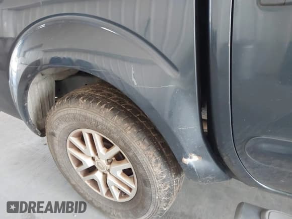 ✅ 2016 Nissan Frontier SV • VIN: 1N6AD0ER0GN711465 • Lot: 43786799. Wystawiony na IAAI z przebiegiem 208 008 mil. Bezpłatny archiwum sprzedaży aukcyjnych z USA i szczegółowy raport historii pojazdu na DreamBid. Zdjęcie 6.