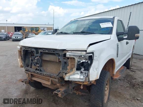 ✅ 2022 Ford F-250 XL • VIN: 1FTBF2B67NEC74908 • Лот: 42797919. Опубликован ранее на IAAI с пробегом 167 828 миль. Бесплатный доступ к архиву аукционных продаж из США и подробный отчёт об истории автомобиля на DreamBid. Изображение 6.