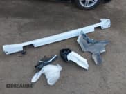 ✅ 2025 Chrysler Pacifica Select • VIN: 2C4RC1BG2SR601210 • Lot: 43724554. Wystawiony na IAAI z przebiegiem 1 695 mil. Bezpłatny archiwum sprzedaży aukcyjnych z USA i szczegółowy raport historii pojazdu na DreamBid. Zdjęcie 11.