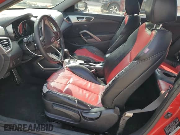 ✅ 2013 Hyundai Veloster RE:MIX • VIN: KMHTC6AD9DU121337 • Лот: 49764185. Размещён на Copart с пробегом 199 472 миль миль. Получите бесплатный доступ к архиву аукционных продаж из США и посмотрите подробный отчёт об истории автомобиля на DreamBid. Изображение 7.