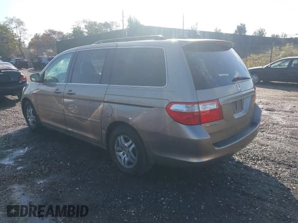 ✅ 2006 Honda Odyssey EX-L • VIN: 5FNRL386X6B409125 • Lot: 43513745. Listed on IAAI with Not provided. Free auction sales archive from the USA and detailed vehicle history report at DreamBid. Image 3.