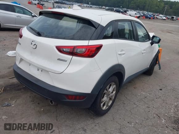 ✅ 2019 Mazda CX-3 Sport • VIN: JM1DKDB7XK1429124 • Lot: 43097945. Wystawiony na IAAI z przebiegiem 83 615 mil. Bezpłatny archiwum sprzedaży aukcyjnych z USA i szczegółowy raport historii pojazdu na DreamBid. Zdjęcie 4.