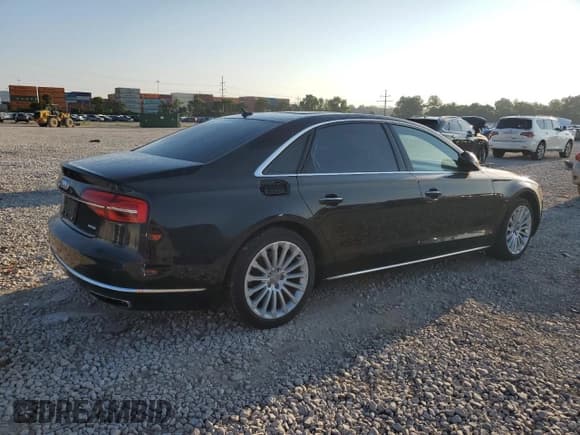 ✅ 2015 Audi A8 3.0T • VIN: WAU3GAFD6FN040536 • Lot: 67327465. Wystawiony na Copart z przebiegiem 145 926 mil. Bezpłatny archiwum sprzedaży aukcyjnych z USA i szczegółowy raport historii pojazdu na DreamBid. Zdjęcie 3.
