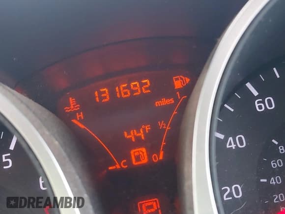 ✅ 2015 Nissan Juke Nismo • VIN: JN8AF5MVXFT557211 • Лот: 43761142. Опубликован ранее на IAAI с пробегом 131 692 миль. Бесплатный доступ к архиву аукционных продаж из США и подробный отчёт об истории автомобиля на DreamBid. Изображение 7.