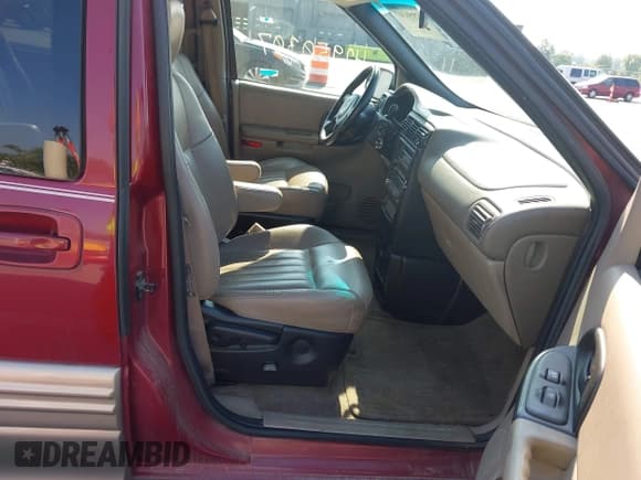 ✅ 2004 Pontiac Montana w/1SE Pkg • VIN: 1GMDX13E04D132776 • Lot: 42950307. Listed on IAAI with Not provided. Free auction sales archive from the USA and detailed vehicle history report at DreamBid. Image 5.