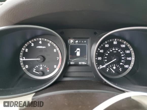 ✅ 2017 Hyundai Santa Fe 2.4L • VIN: 5XYZUDLB3HG390372 • Лот: 81646963. Опубликован ранее на Copart с пробегом 92 798 миль. Бесплатный доступ к архиву аукционных продаж из США и подробный отчёт об истории автомобиля на DreamBid. Изображение 9.