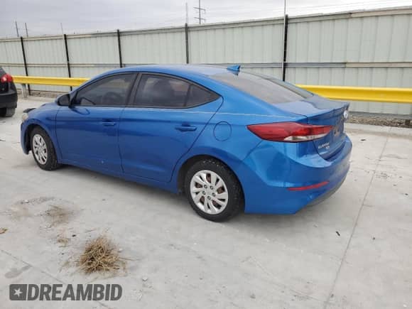 2017 Hyundai Elantra SE z VIN 5NPD74LF1HH191771, wystawiony jako Copart lot #82762305 z przebiegiem 137 493 mil mil oraz Czysty tytuł • Clean title. Historia ofert i sprzedaży dostępna na DreamBid. Obrazek 2.