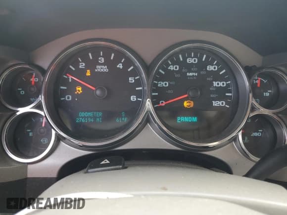 ✅ 2013 Chevrolet Silverado 1500 LT • VIN: 1GCRKSE03DZ284313 • Lot: 58825595. Listed on Copart with 276,194 mi. Free auction sales archive from the USA and detailed vehicle history report at DreamBid. Image 9.